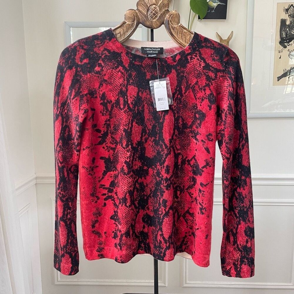NWT Lord & Taylor 100% 2-Ply Cashmere Red Black Snakeskin Crewneck Sweater $200